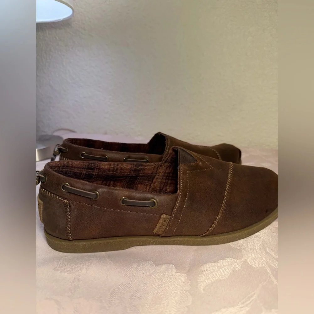 BOBS from Skechers Brown Slip-On Sneakers - Picture 4 of 11
